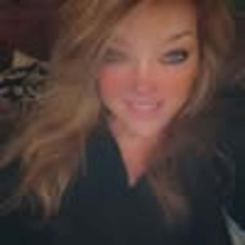 Meet your Posher, Kassandra